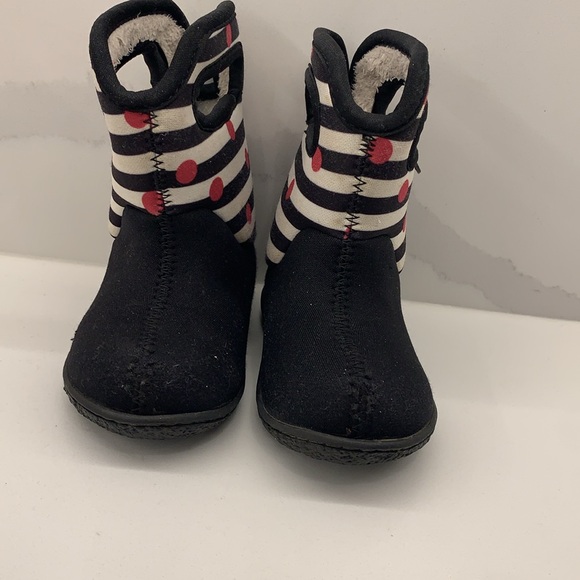 Bogs Warm -30 C Boots sz 4 good condition - Picture 2 of 5